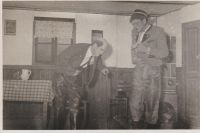 1949 fotos von holzinger